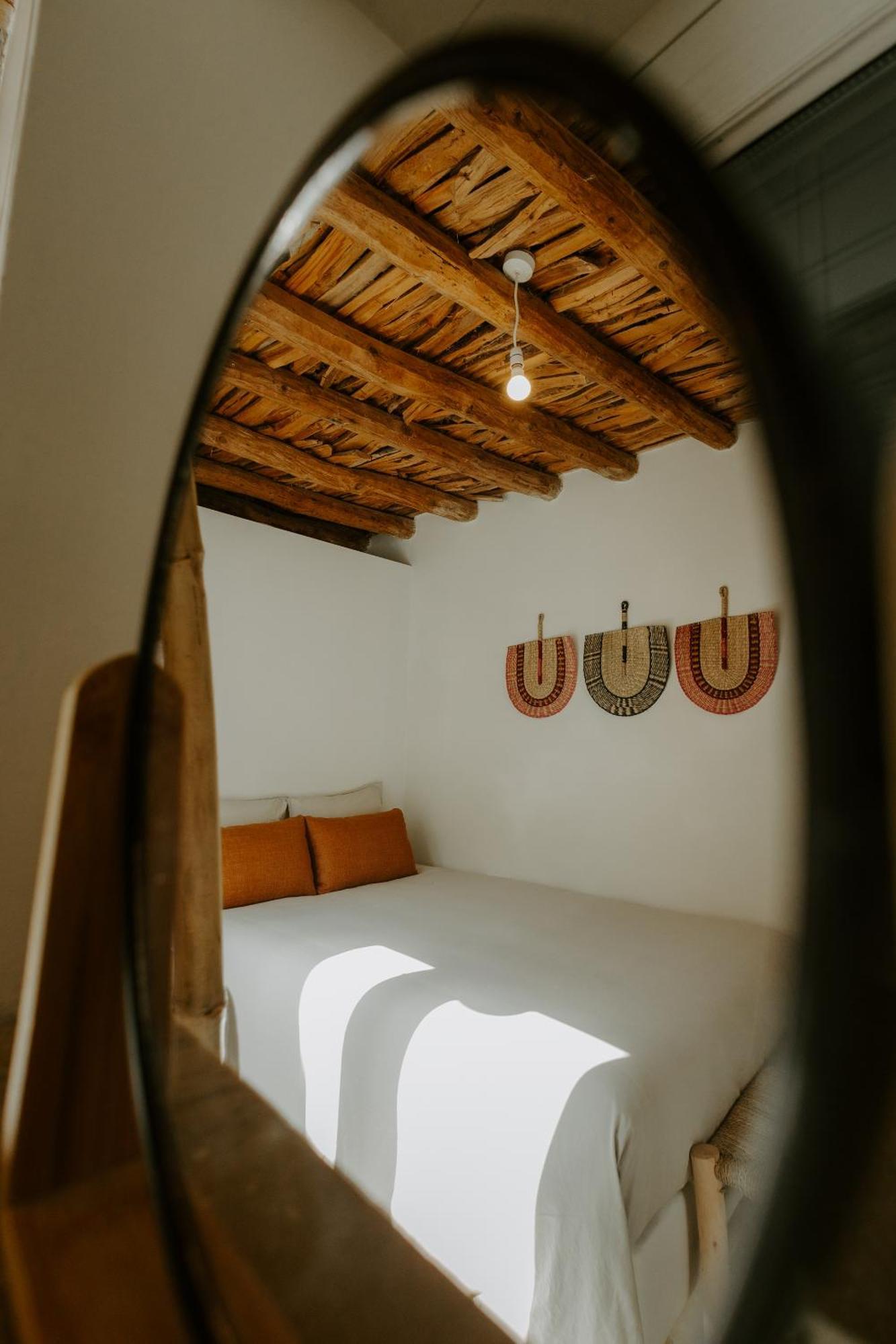 Smaragda'S Guest Rooms Лимасол Экстерьер фото